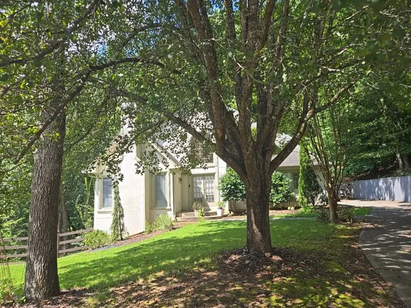 950 Sundew Dr, Alpharetta, GA 30005