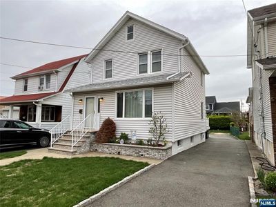 345 Kingsland Ave, Lyndhurst, NJ, 07071