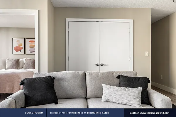 Rented by The Blueground | media 25