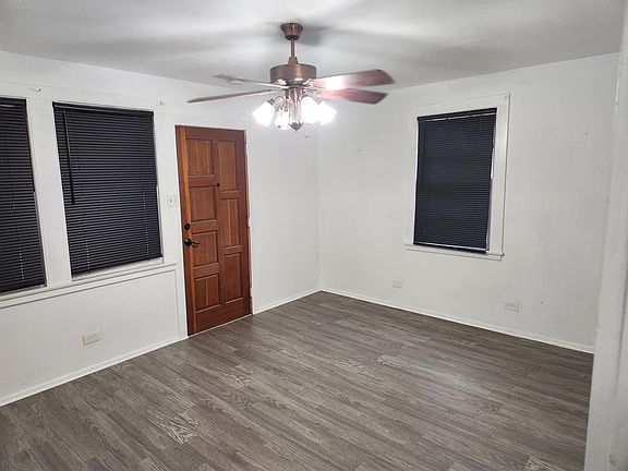 4th image of 3207 Mars St