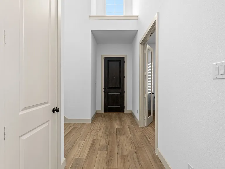 9540 Hedge St — Photo 3