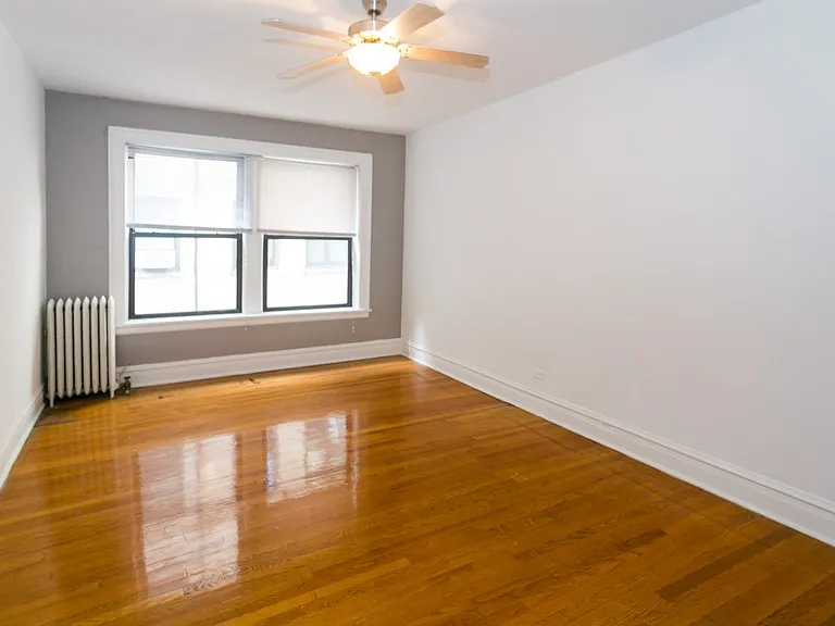 445 W Melrose St #B4 — Photo 7