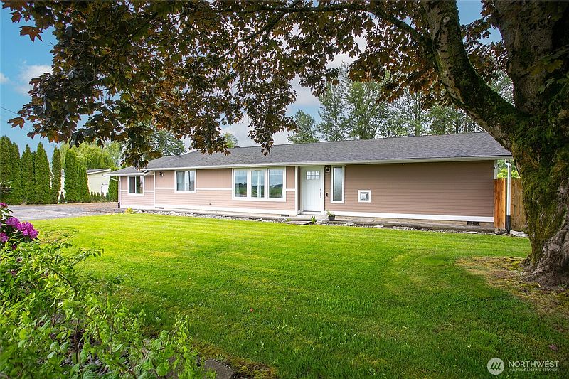 2nd image of 1214 Nooksack Road