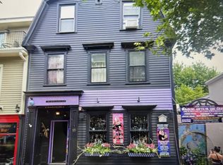 125 Essex St Unit 2, Salem, MA 01970