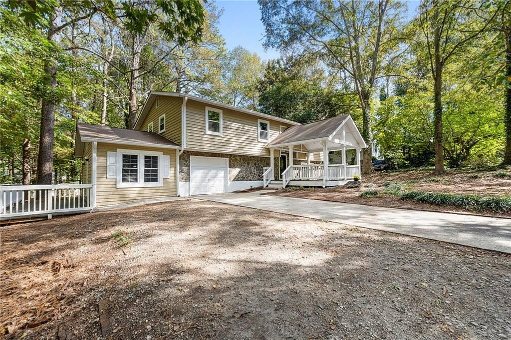 8640 Embrey Dr, Jonesboro, GA 30236 MLS 7290918 Zillow