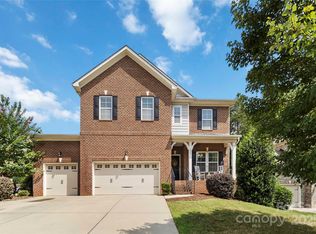 235 Alexandria Dr, Mooresville, NC 28115
