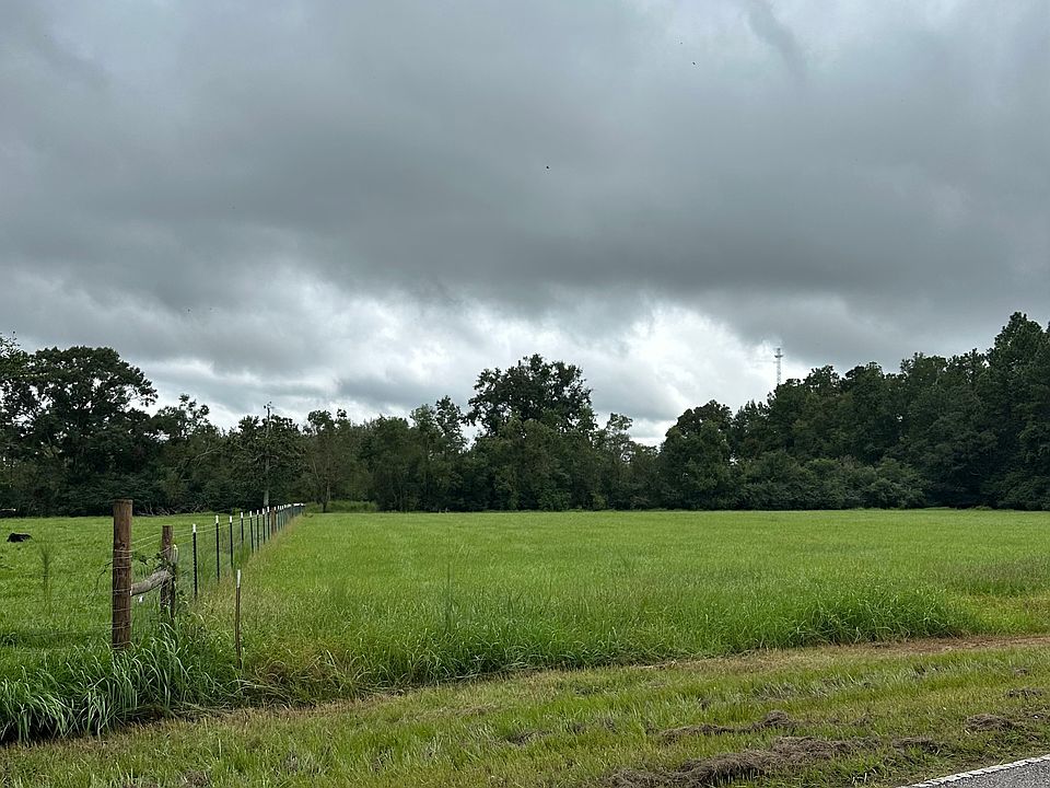 2nd image of 0 Oak Ln