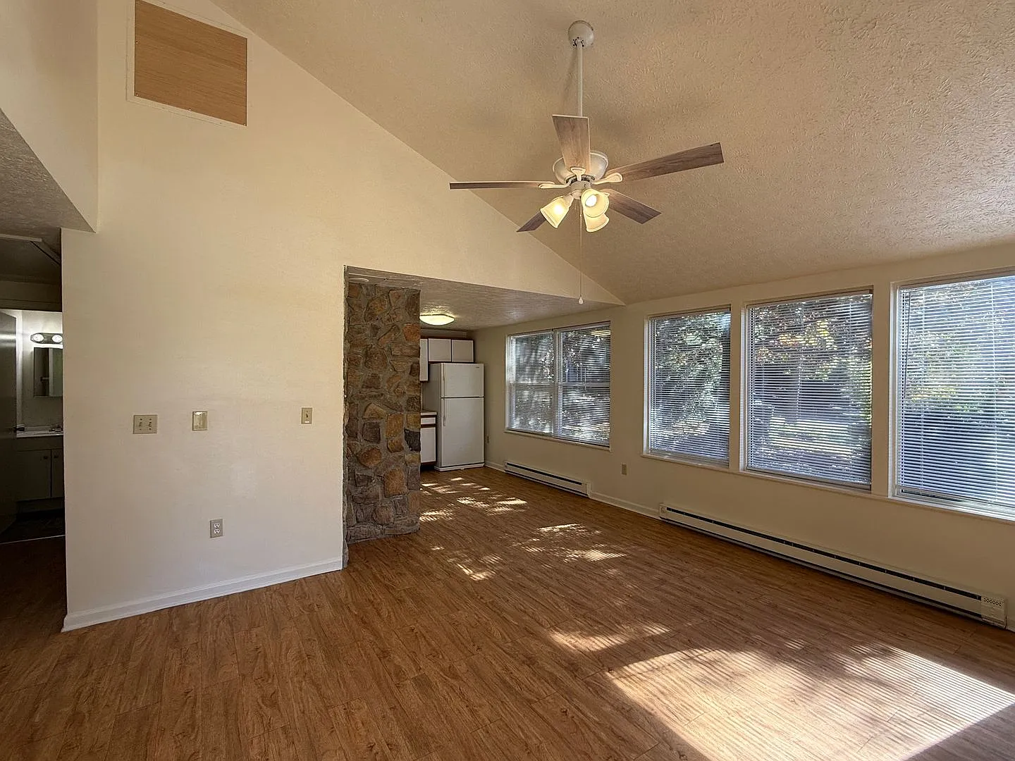 2 Bedroom, 1 Bath Duplex — Photo 1