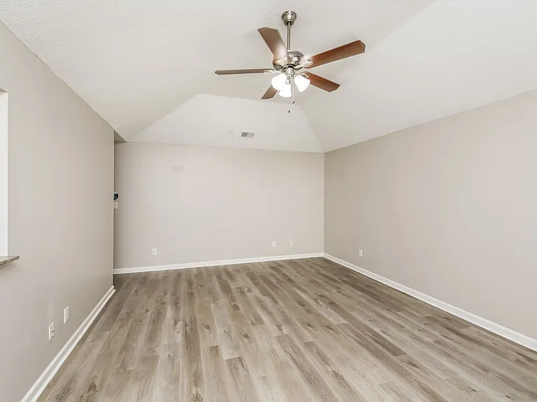 956 Jessica Lauren Cv — Photo 4