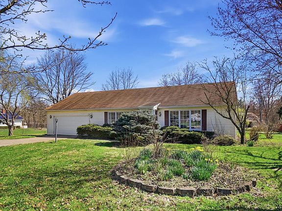 2nd image of 4954 Beechwood Rd