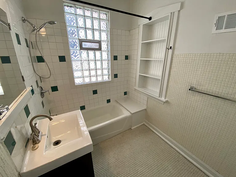 3218 W Eastwood Ave #2R — Photo 21
