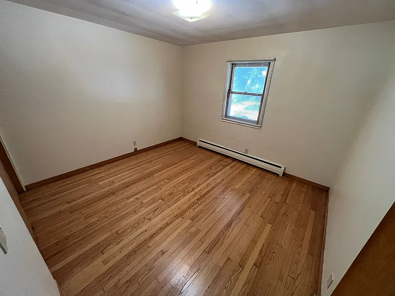 1160 E. Singer Cr. — Photo 8
