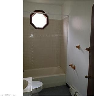 2nd image of 874 Congress Ave