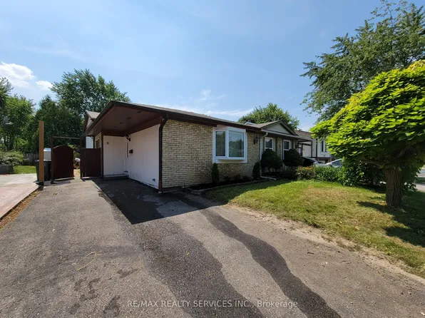 9 Bruce Beer Dr, Brampton, ON L6V 2W7