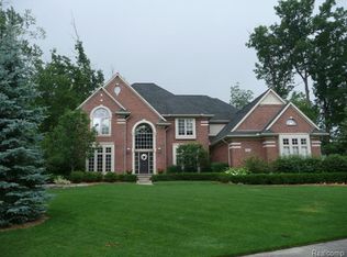 6957 Oakhurst Ridge Rd, Independence, MI 48348