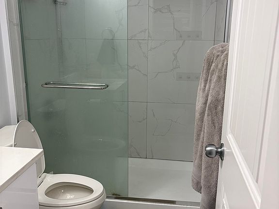5th image of 13443 91st Ave