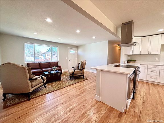 4th image of 7629 S Fenton Street