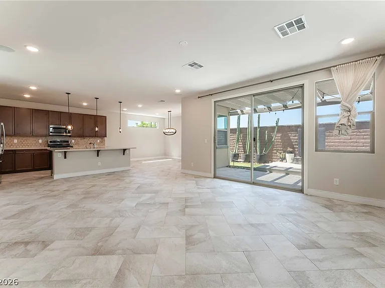 6933 Whisper Canyon Pl — Photo 6
