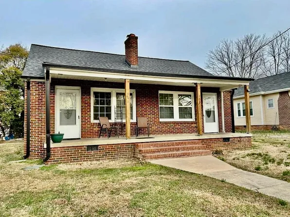 109 Brooks St, Burlington, NC 27215