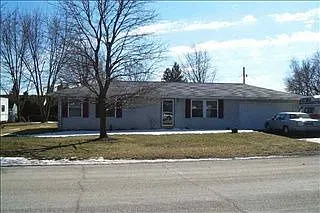 1407 Tanager Dr photo 1