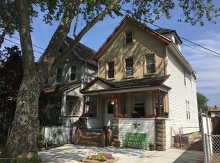 453 Heberton Ave, Staten Island, NY 10302