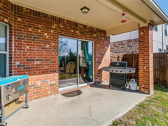 5th image of 5917 Missy Ln