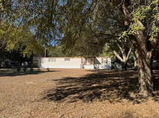 21 Santee Ln, Elloree, SC 29047