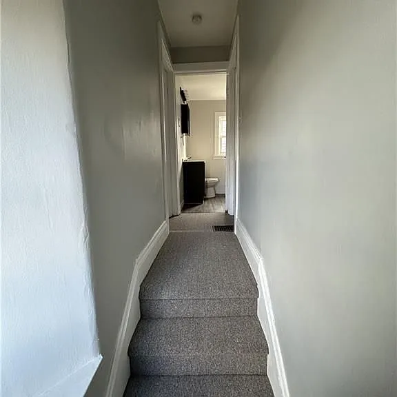 31 McKinstry St — Photo 8