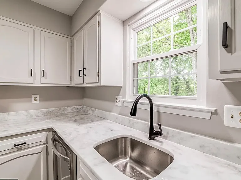10885 Oak Green Ct — Photo 10