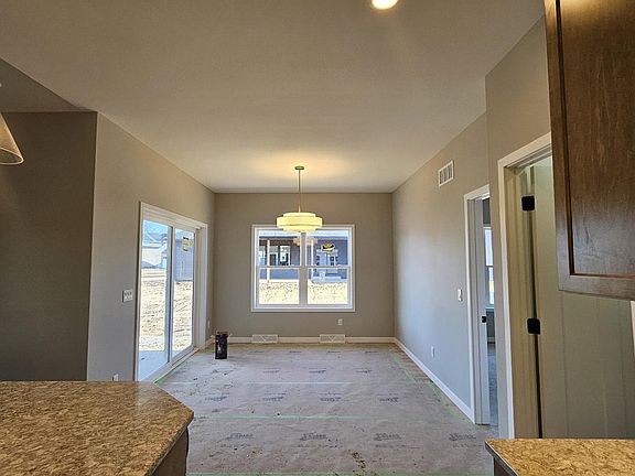 3rd image of 3501 Samson Drive