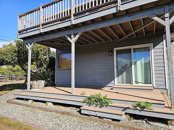 Private entry to the rental unit.