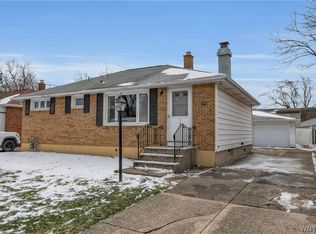 21 Addison Ave, Amherst, NY 14226