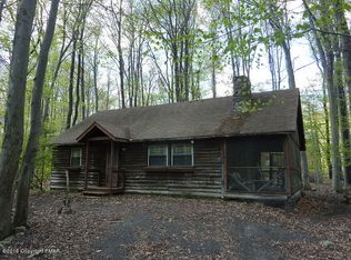 223 Sweet Briar Rd, Pocono Pines, PA 18350