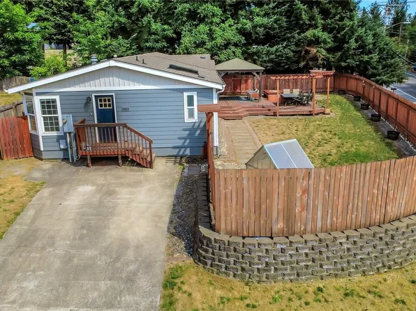 13217 9th Avenue Ct E, Tacoma, WA 98445