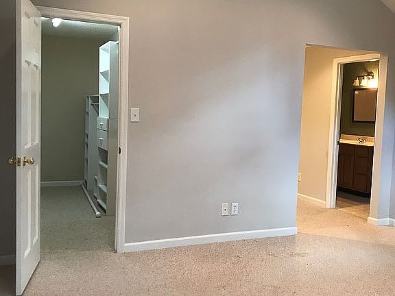 Master walk in closet 