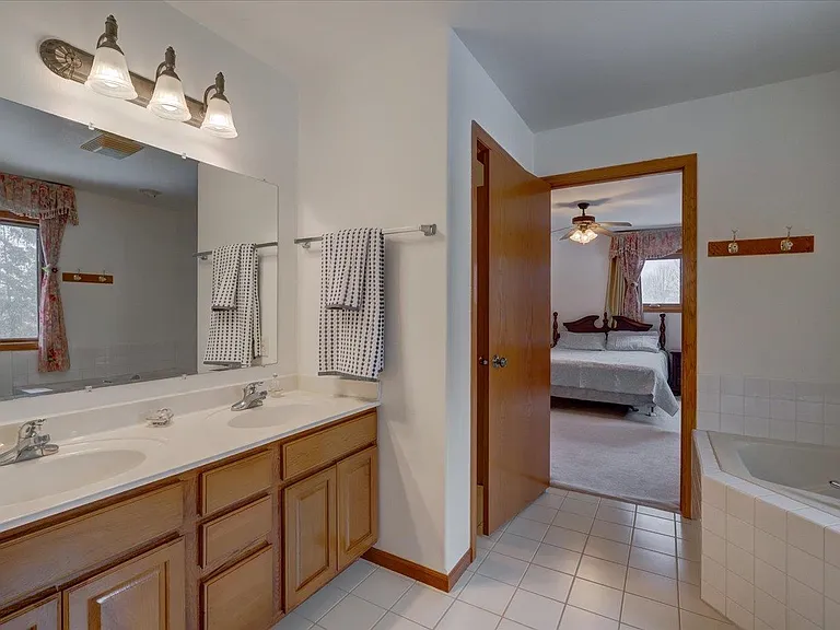 4205 Monarch Ct — Photo 10