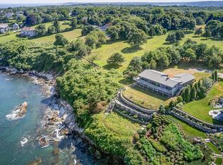 727 Boston Neck Rd, Narragansett, RI 02882