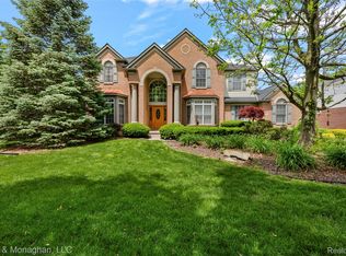 48322 Antique Rd, Canton, MI 48187
