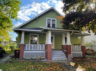 421 Mechanic St, Alma, MI 48801