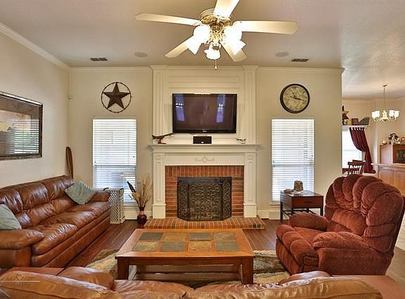 4th image of 278 Tempest Ln