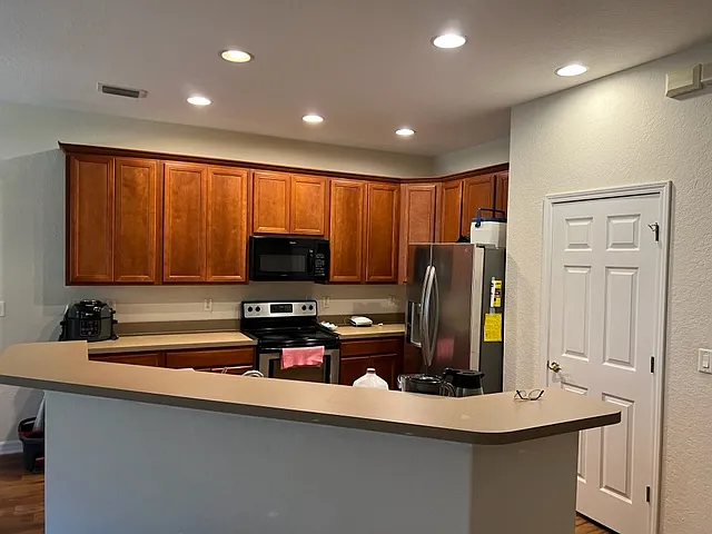 3916 Silverlake Way — Photo 7