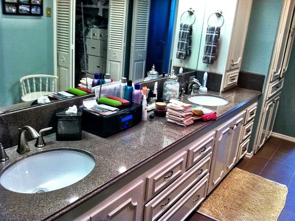 4th image of 1007 W 15th St