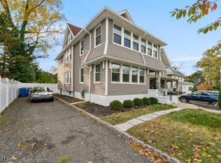 11 W Gouverneur Ave, Rutherford Boro, NJ 07070