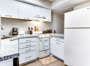 Gateway Park - 55+ Active Adult Apartments, Poway, CA 92064