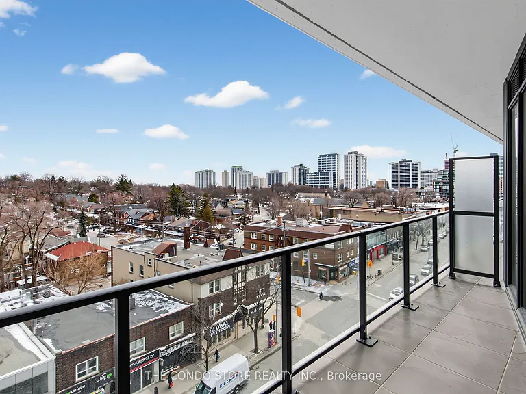 8 Manor Rd W #705 — Photo 14