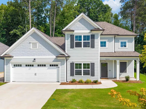 2652 Firefly Field Rd, Ooltewah, TN 37363