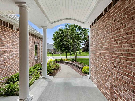 Barrel ceiling on front porch