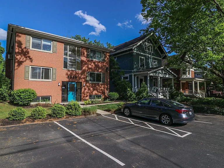 3534 Zumstein Ave #2 — Photo 3