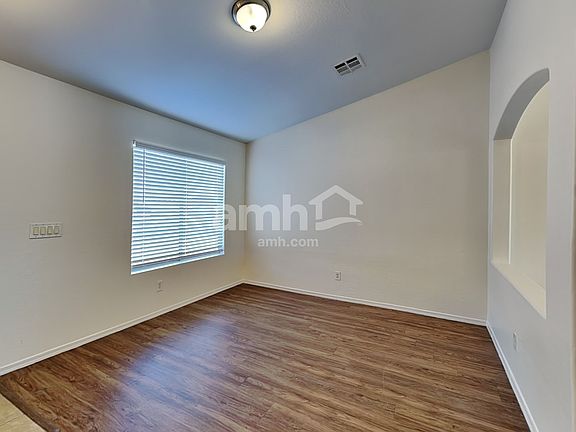 5th image of 10617 W Papago St