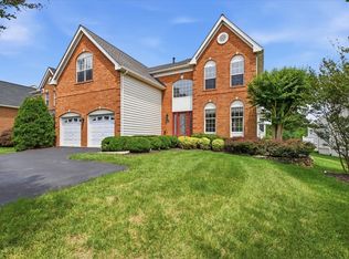 20242 Hidden Creek Ct, Ashburn, VA 20147
